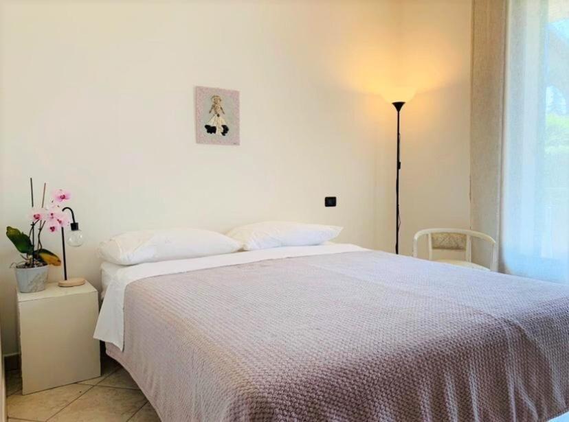 Casa Ulivi Bianco Rivoltella del Garda Exterior foto